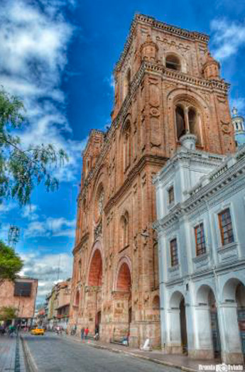 Transfer Cuenca - Quito
