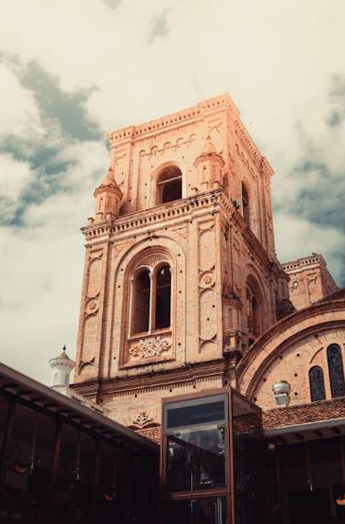 Transfer Cuenca - Loja